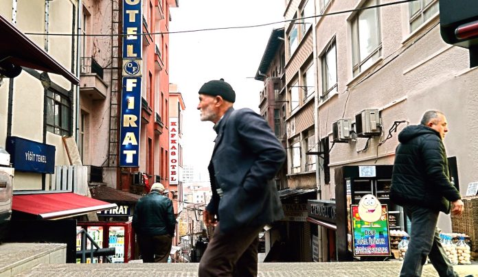 Emeklilerin evi artık ucuz otel odaları