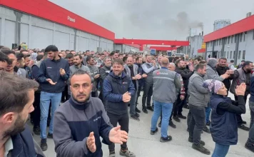 Kelebek Mobilya’da üretim durdu: 2 bin işçisi iş bıraktı